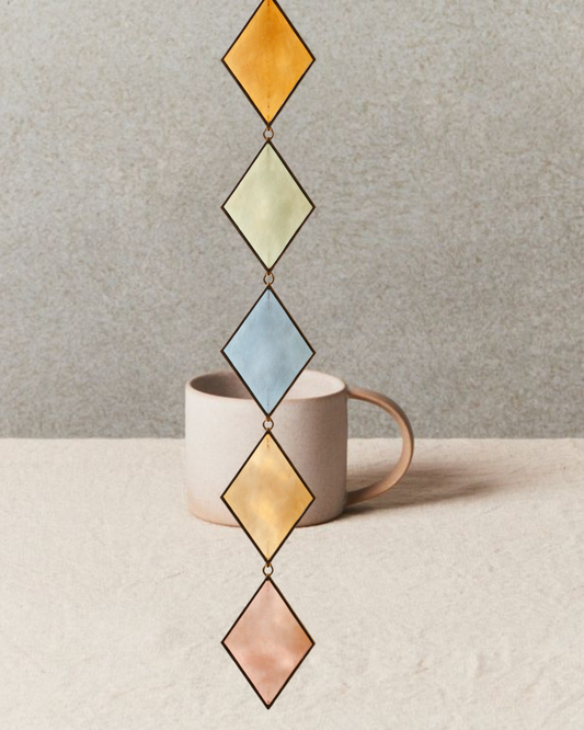 Stained Glass | Chain of Diamonds